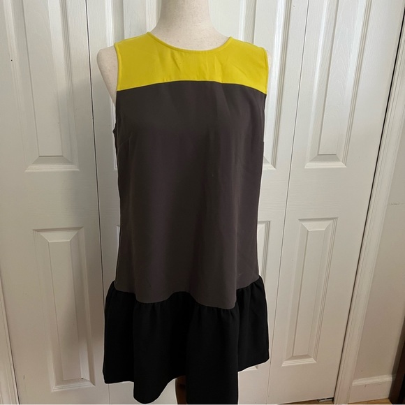 LOFT Yellow and Black Color Block Mini Dress Women’s size 12P - Picture 1 of 7